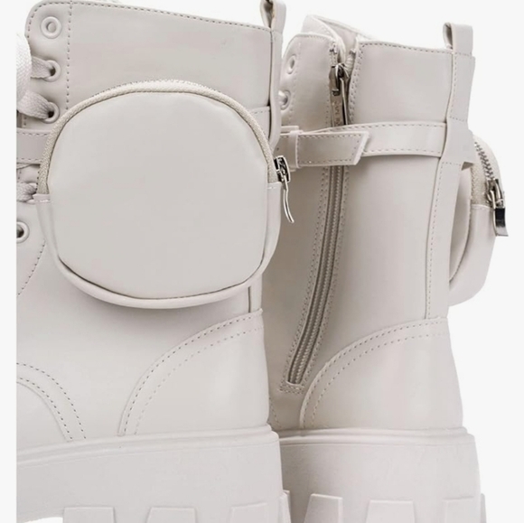 Boots - Picture 3 of 3